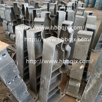 高速路防撞桥梁护栏支架立柱 铸造加工