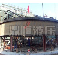 湖南液压提升制造企业-鼎恒液压机械厂家定做液压提升器
